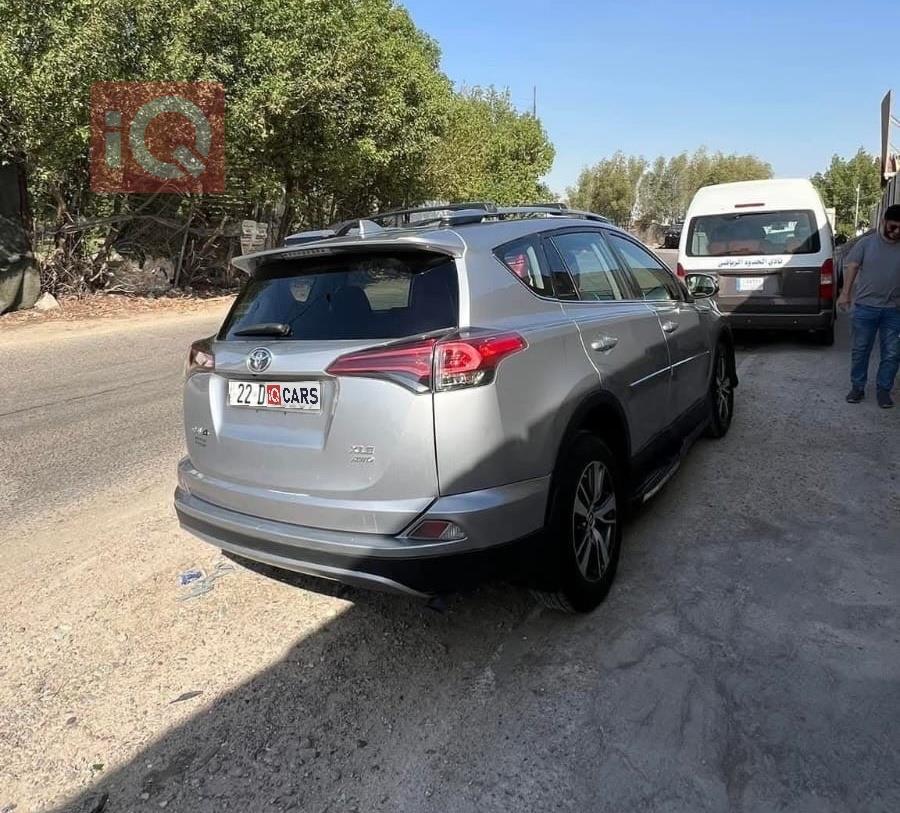 تويوتا راف 4